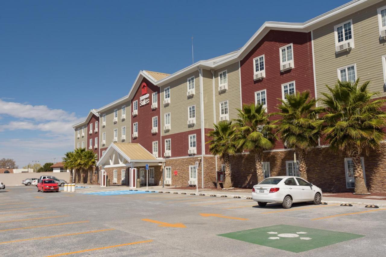 Extended Suites Coatzacoalcos Forum Exterior foto
